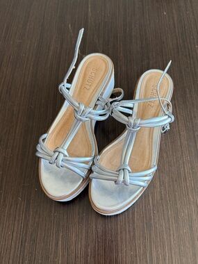 SCHUTZ Metallic Silver Knotted T-Strap Sandals